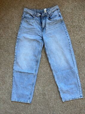 H&M baggy loose fit high waisted jeans size 8